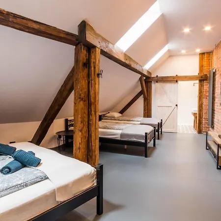 Livingroom 4b Self Check-in 24h *