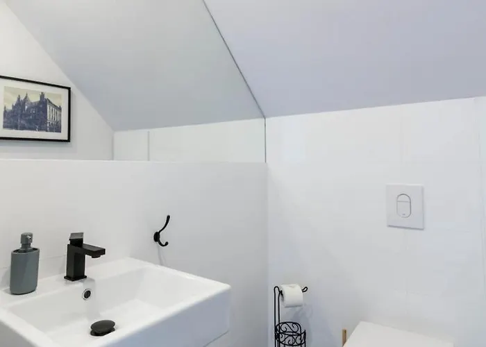 Livingroom 4b Self Check-in 24h *