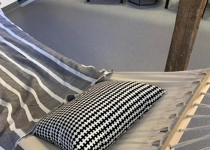 Livingroom 4b Self Check-in 24h Appartement